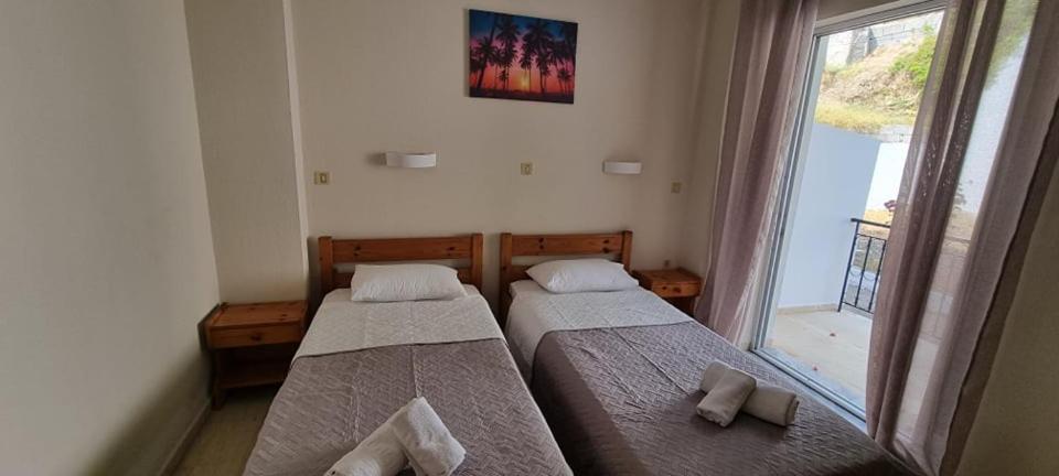 Aparthotel Ionian Mare Agios Ioannis Peristerion Exterior foto